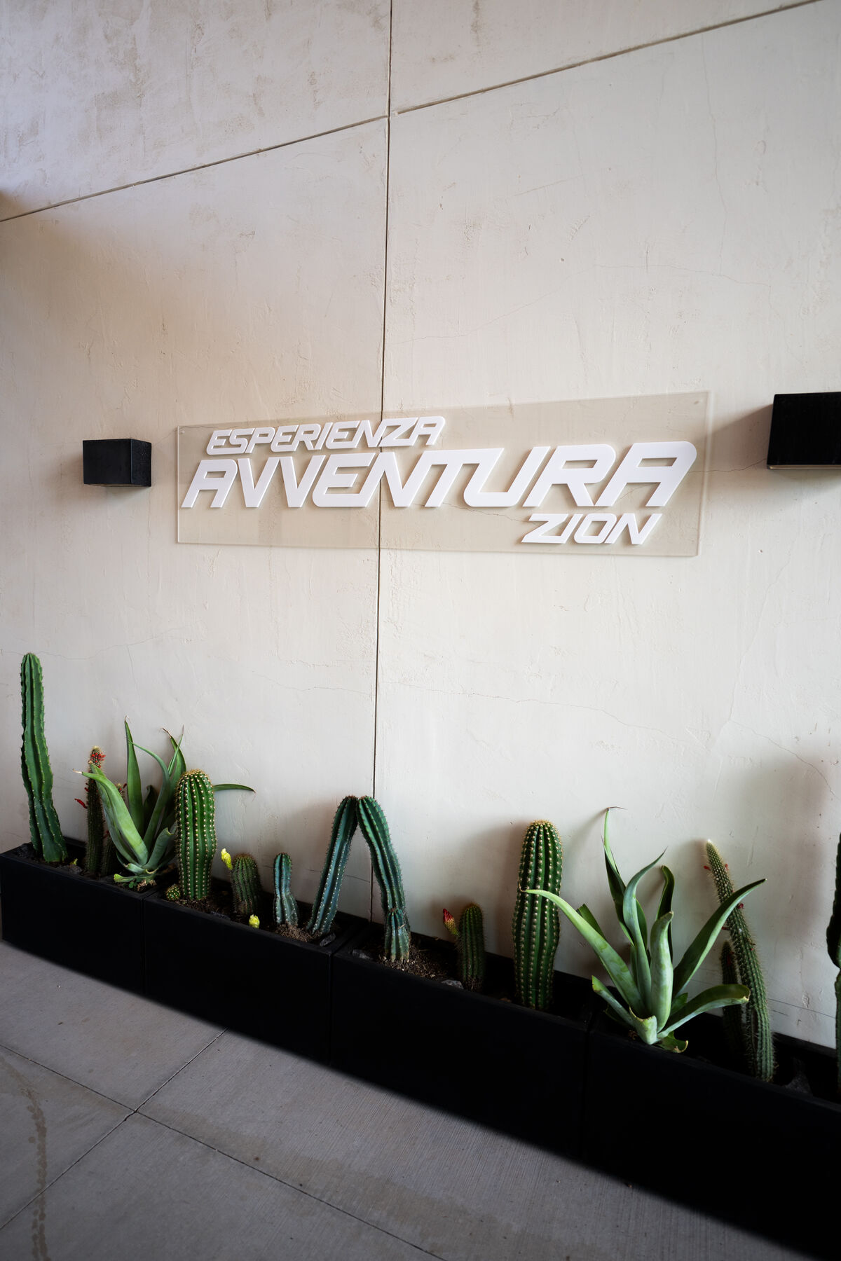 Esperienza Avventura Zion signage at the program base