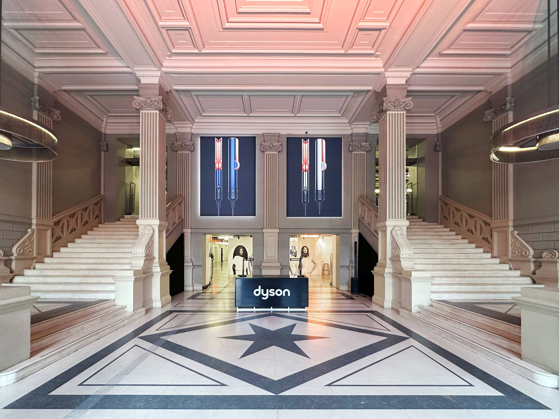 The Airstrait launch environment in Paris